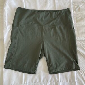 Danskin Women’s Olive Green Biker Shorts | Size L